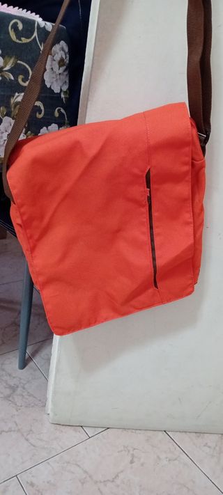 Borsa a tracolla invicta 