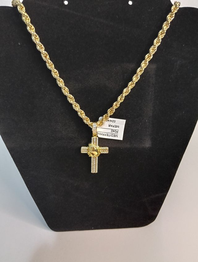 Cordon con cruz e mano