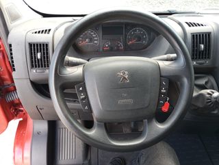 PEUGEOT BOXER 4p furgón 333 L2H1 2.0BlueHDi 110CV