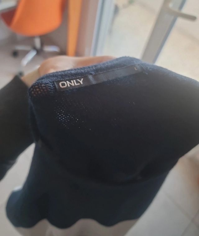 Maglione lungo tipo vestito Only