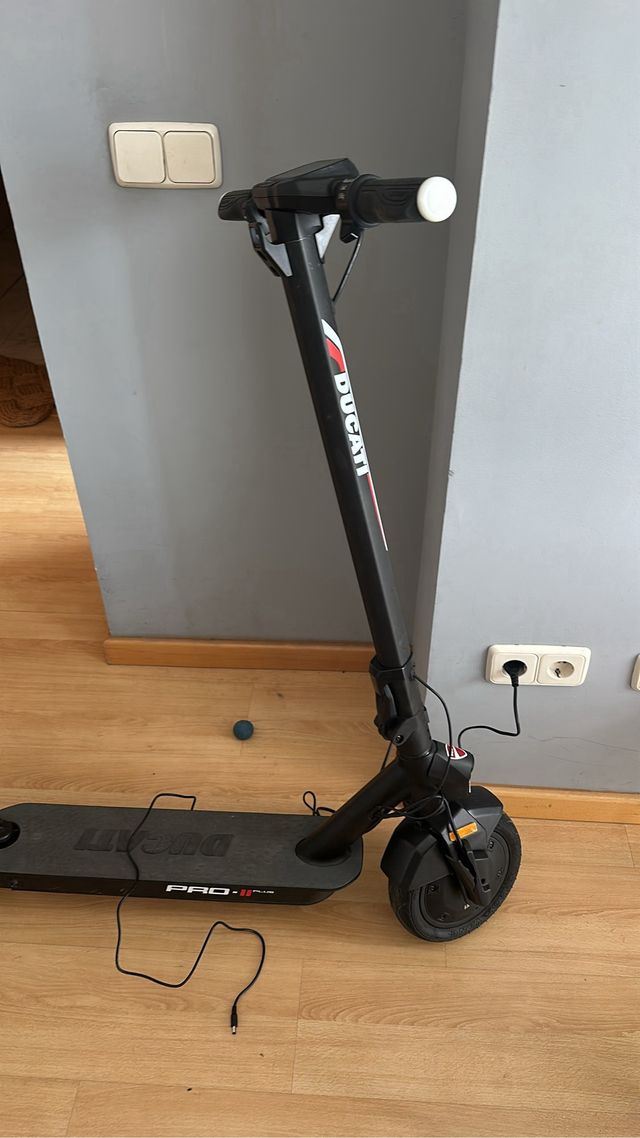 Ducati Patinete eléctrico ProII EVO !!!