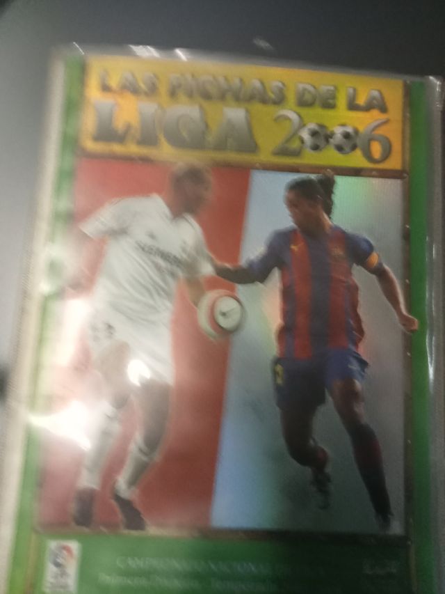 Colección de cromos de la liga 2006