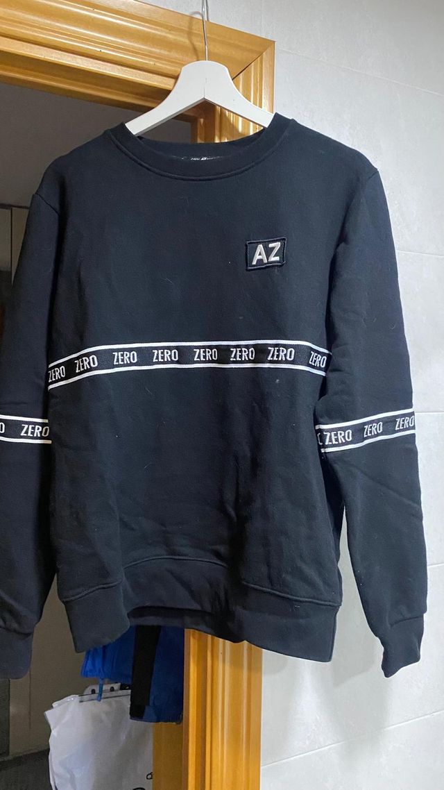 SUDADERA SIN CAPUCHA AREA ZERO