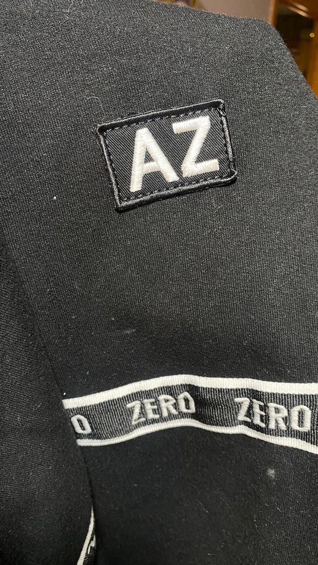 SUDADERA SIN CAPUCHA AREA ZERO