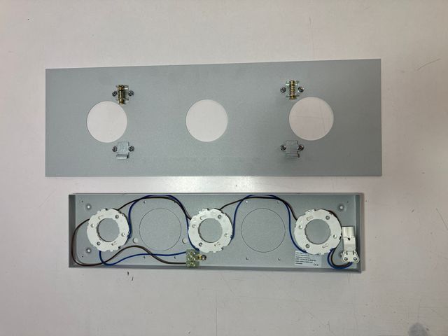 Lampada soffitto lastra metallo grigio