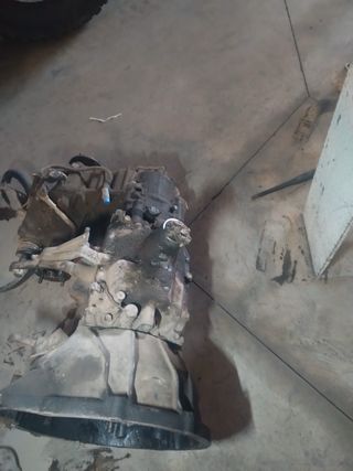 Caja de cambios Toyota land cruiser BJ73 5v