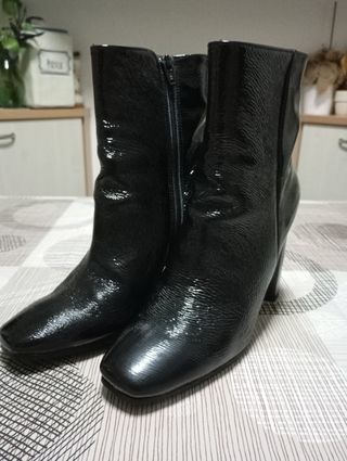 Eleganti Stivaletti n 39