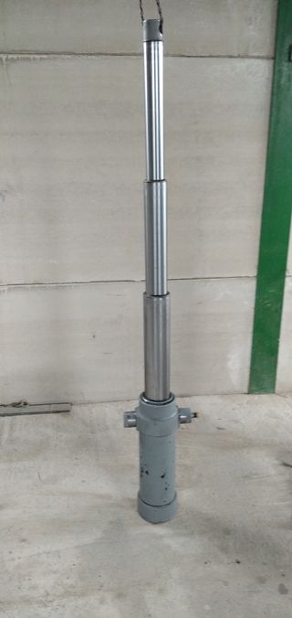 Botella basculante de tractor o camión