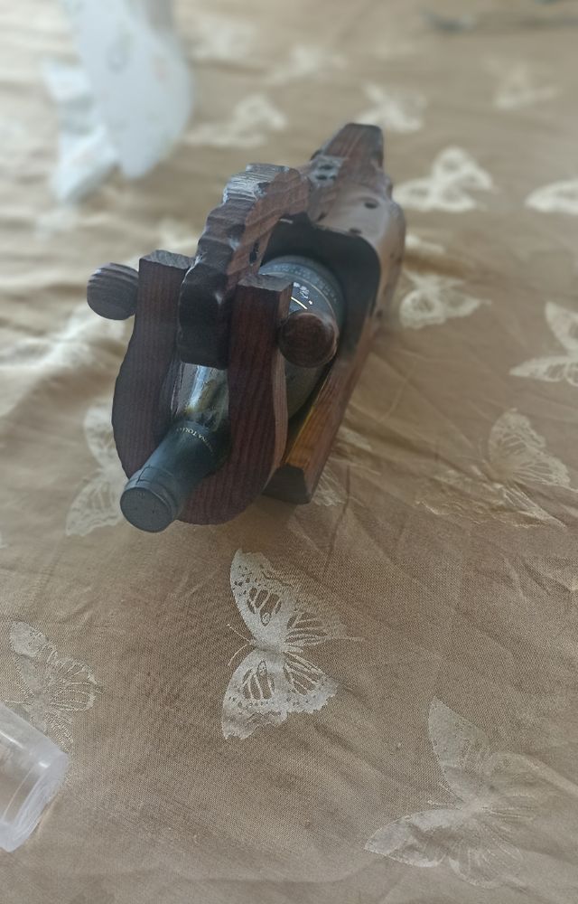 Porta bottiglia in legno