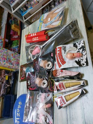 Lotto  articoli per celibato 42 pezzi assortiti