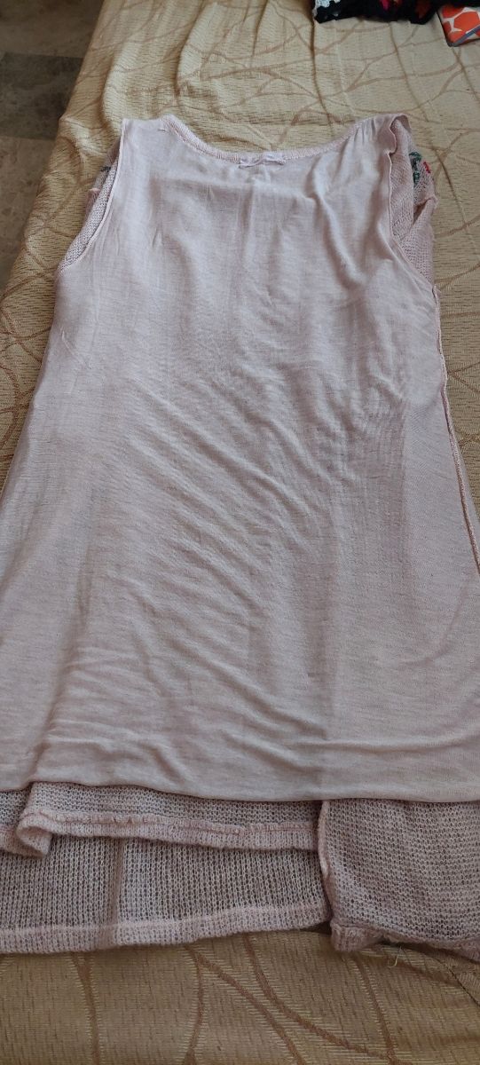 Vestido rosa de lana fina