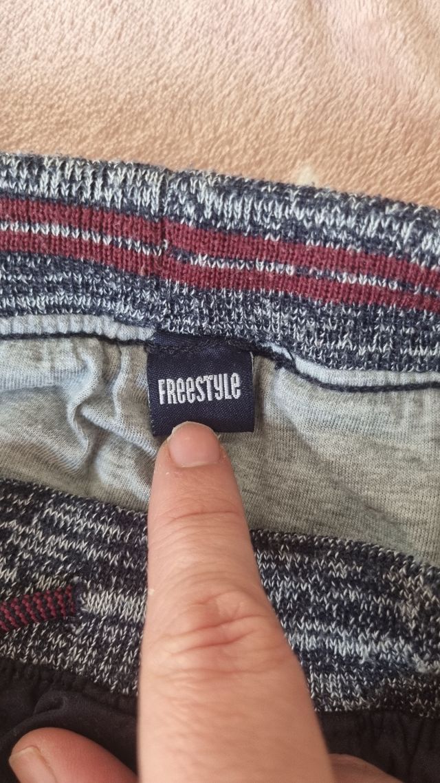 Pantalón sport Freestyle talla 7 8 años