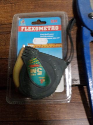 Lote metro. Cizalla. Recanvio sierra