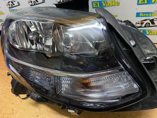 FARO DELANTERO DERECHO MERCEDES CLASE B (W246)