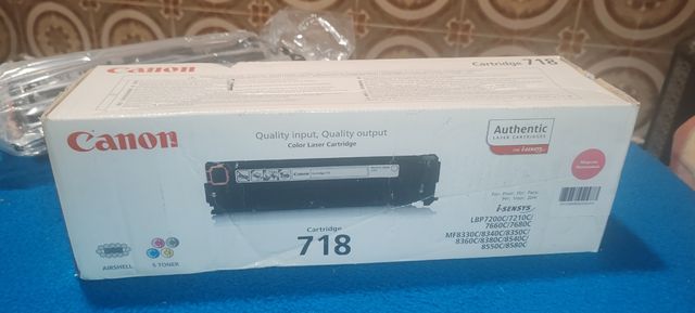 Toner Canon 718,cuatro colores