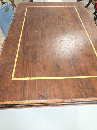 Mesita auxiliar de madera