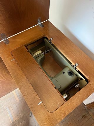 Máquina de coser Alfa vintage