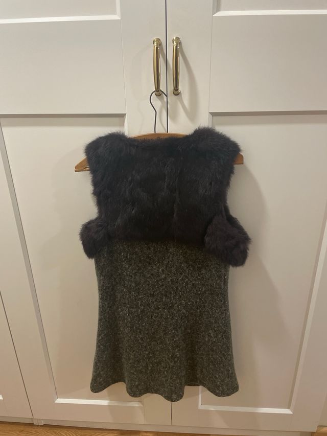 Chaleco de punto con cuello de conejo