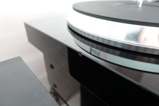 Tocadiscos Sansui SR-838 (1977)