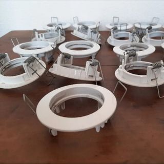 21 porta faretti, da incasso, bianchi