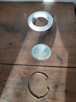 21 porta faretti, da incasso, bianchi