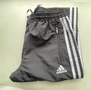 Pantalon chandal niño 11/12 años adidas Real Madri