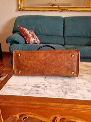 BOLSO DE MANO