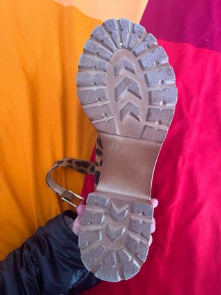 tacones leopardo