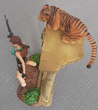 Figura Tomb Raider tigre
