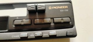 Frontal de radio Pioneer años ochenta