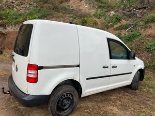 Volkswagen  Caddy 2011