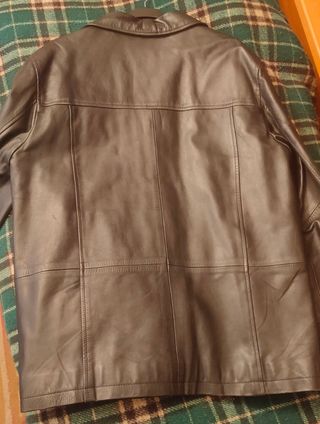 CHAQUETA DE PIEL