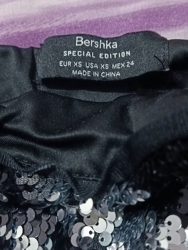 Falda de lentejuelas Bershka