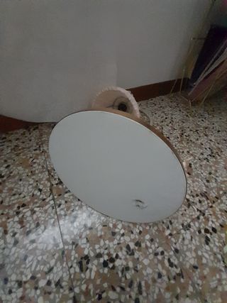 Lampada rosa con bambola 