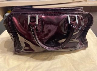Bolso Loewe color bordeos