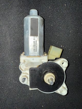 Motor elevalunas mercedes clk 270