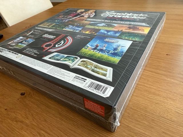 Xenoblade Definitive Edition Collectors PRECIN