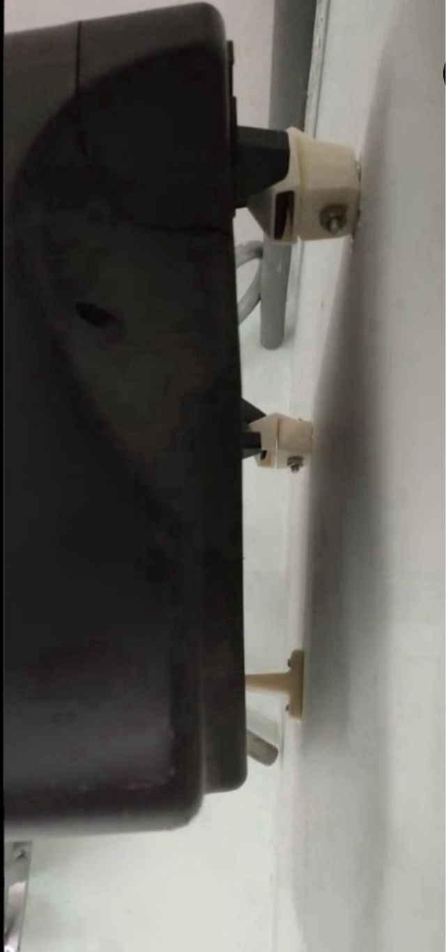 SOPORTE PARED MALETAS BMW GS1200