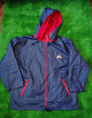 Chaqueta impermeable 