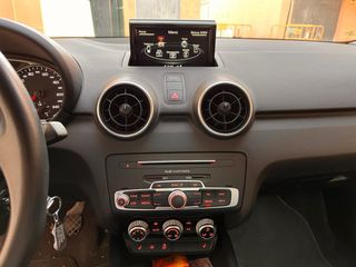 Audi A1 MUCHOS EXTRAS. Blanco Perlado