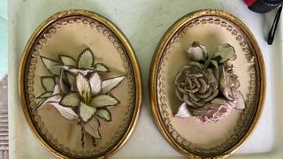 2 ÓVALOS FLORALES RELIEVE