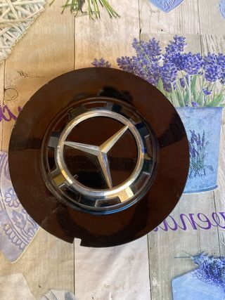 Embellesedor de llanta mercedez