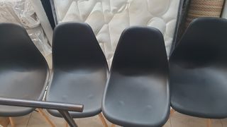 Nuevas sillas comedor blanca y negra