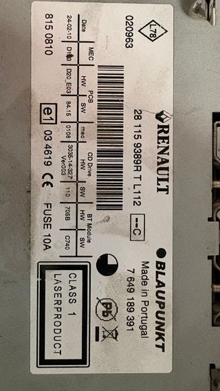 Radio y carcasa Renault Megane