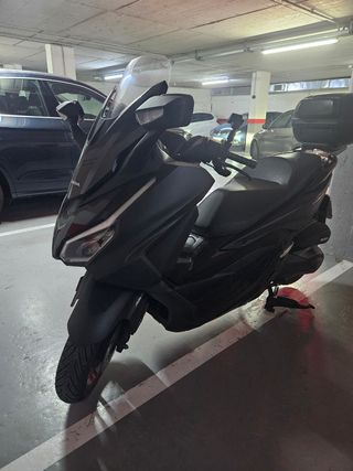 Honda FORZA 350cc