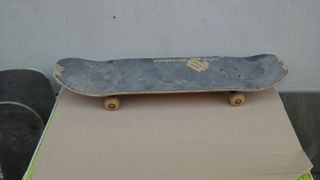 Skate board