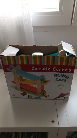 Circuito coche de madera