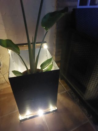 Macetero hierro,diseño