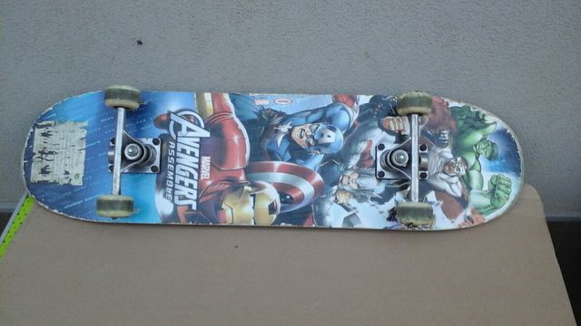 Skate board