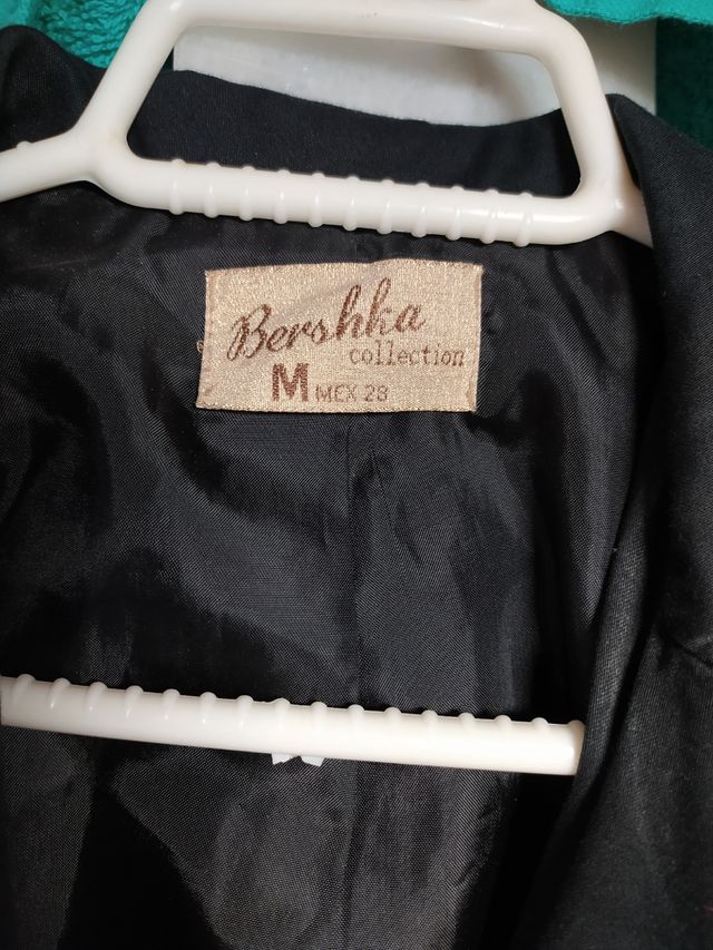 Americana negra Bershka básica